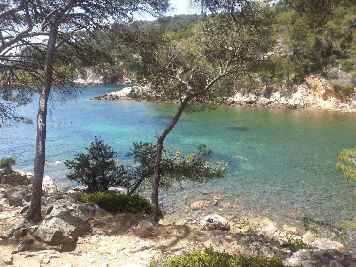 Rez-De-Villa Proche De La Mer - Villa Temana Saint-Cyr-sur-Mer Buitenkant foto